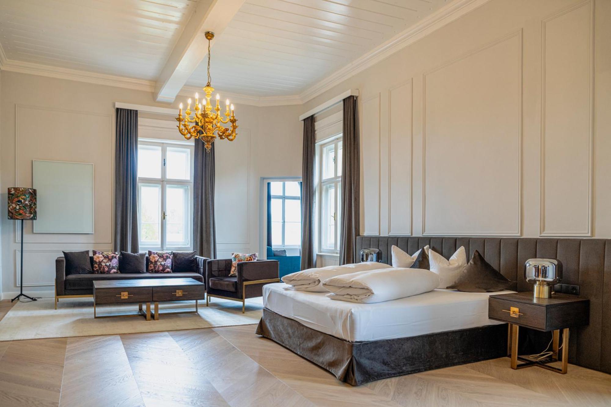 Georgi Schloss - Boutique Hotel Еренхаузен Екстериор снимка